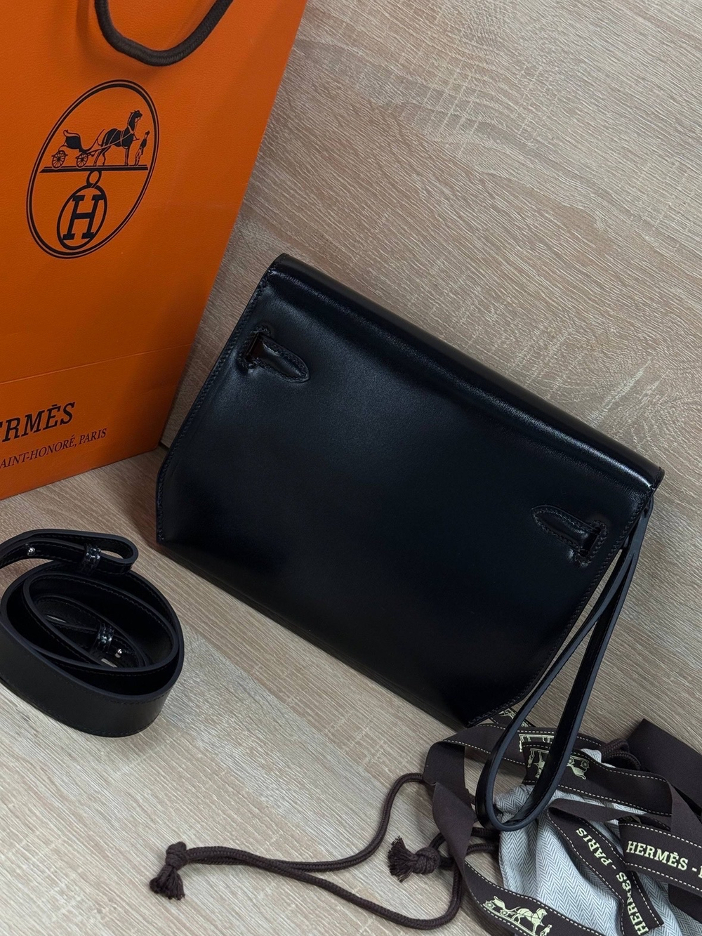 Сумка через плечо Hermes Kelly Depeches 25