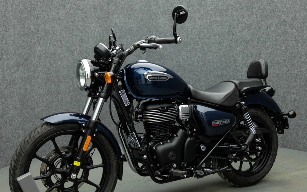 Комплект торцевых зеркал Royal Enfield Black Bar End Mirrors 1990401