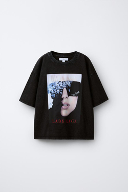 ZARA ФУТБОЛКА С ПРИНТОМ LADY GAGA ©, ТЕМНЫЙ АНТРАЦИТ