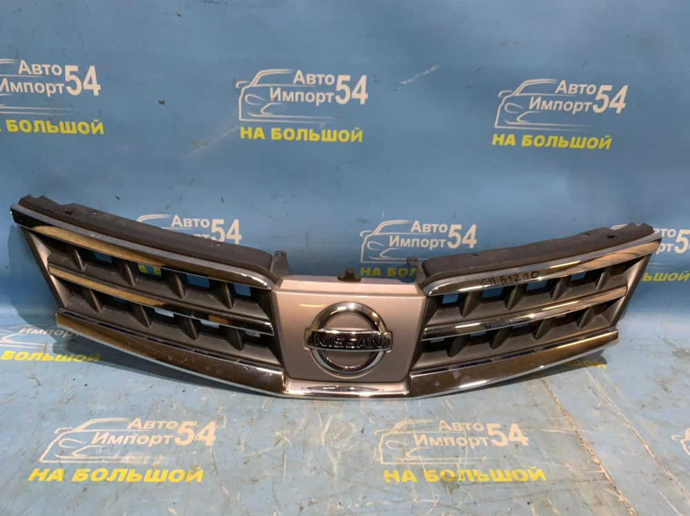 Решетка радиатора NISSAN TIIDA 2008-2014
