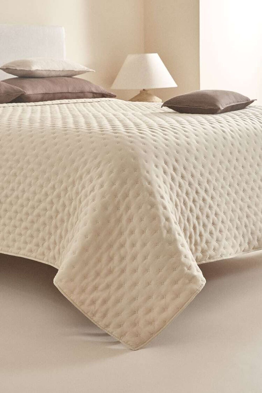 ZARA HOME СТЕГАНОЕ ОДЕЯЛО В ГОРОШЕК, БЕЖЕВЫЙ