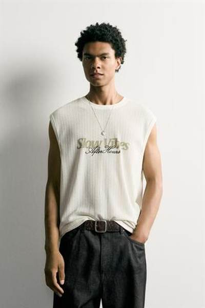 МАЙКА С КОМБИНИРОВАННОЙ ВЫШИВКОЙ — ZARA