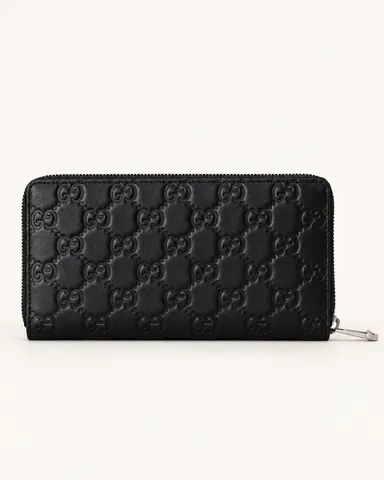 Кошелёк Gucci GG Emblem на молнии — чёрный
