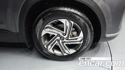 Hyundai Santafe Diesel 2.2 2WD — 2021