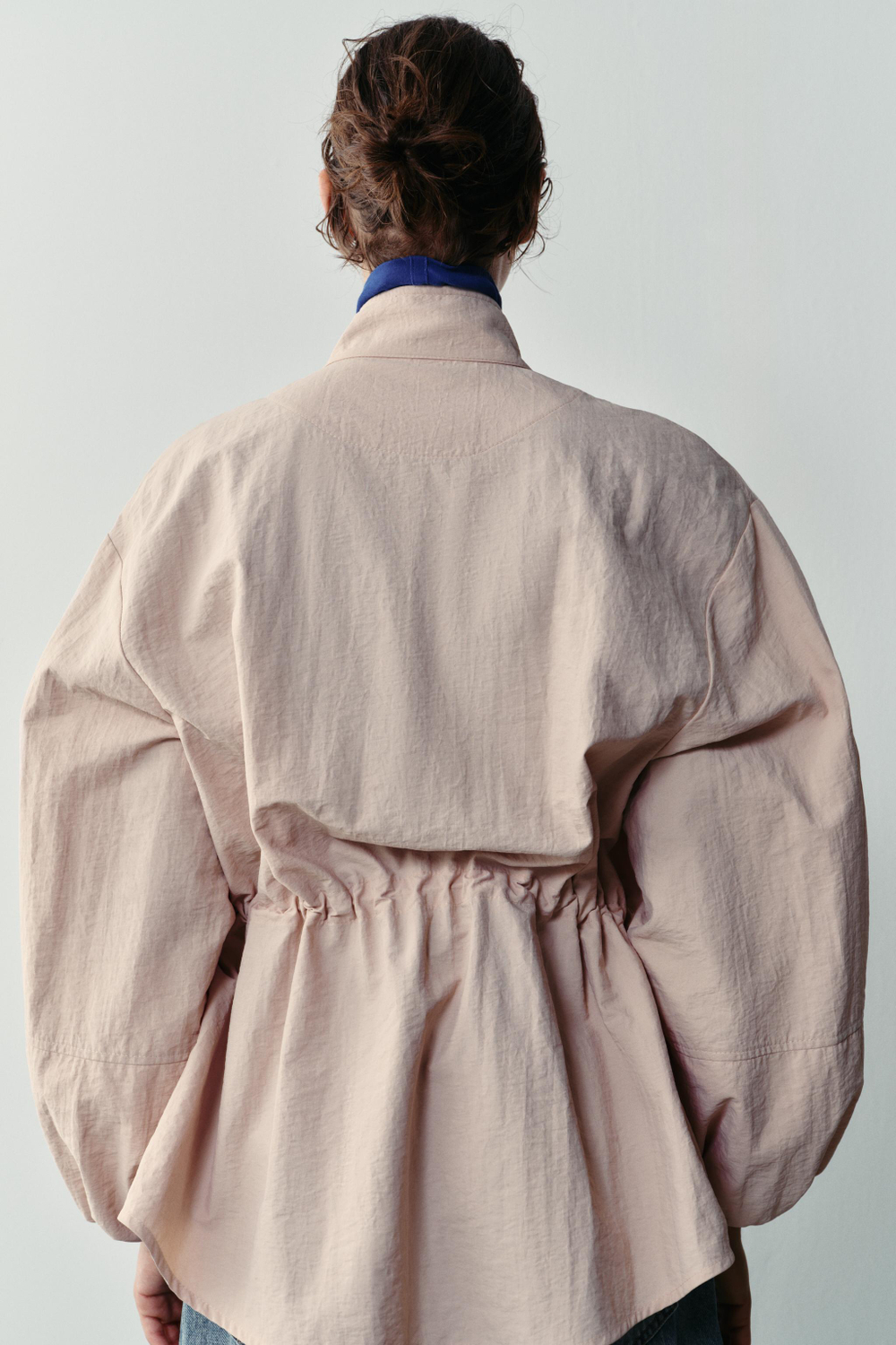 КУРТКА С ВОРОТНИКОМ-СТОЙКОЙ — ZARA
