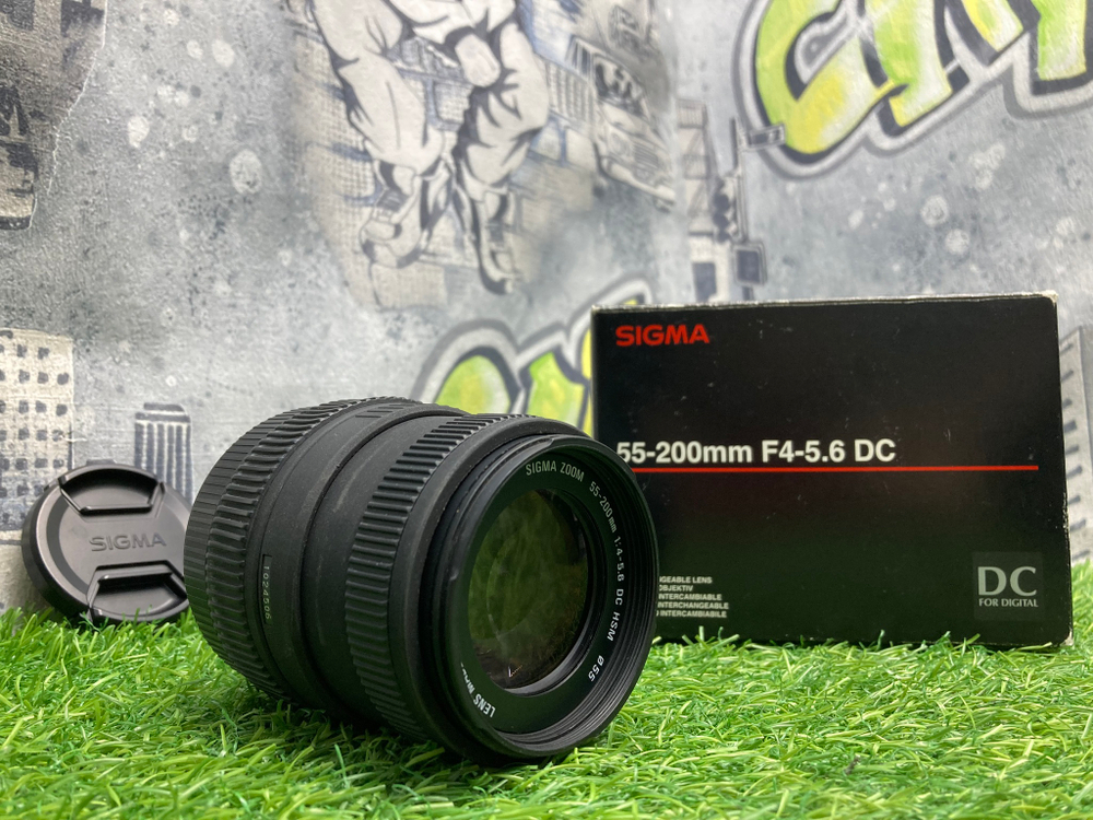 Sigma AF 55-200mm 4-5.6 DC Nikon F