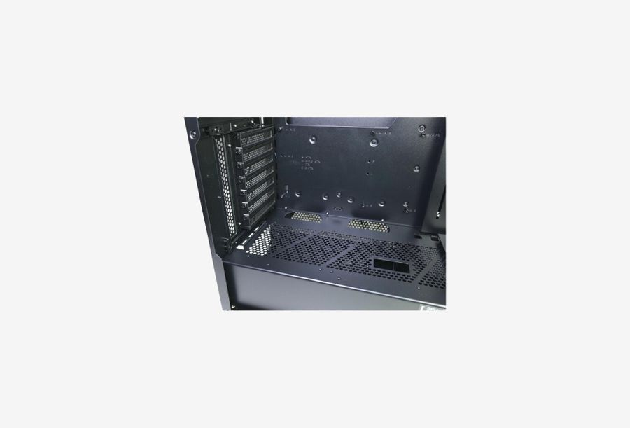 MPG GUNGNIR 300P AIRFLOW_0526930103818