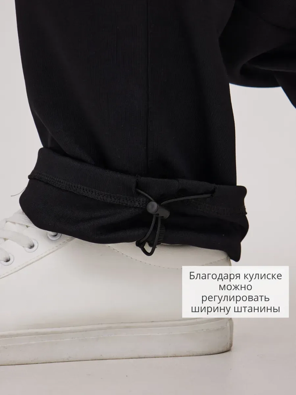 Спортивный костюм с прямыми брюками с капюшоном летний