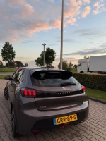 Peugeot 208 GT