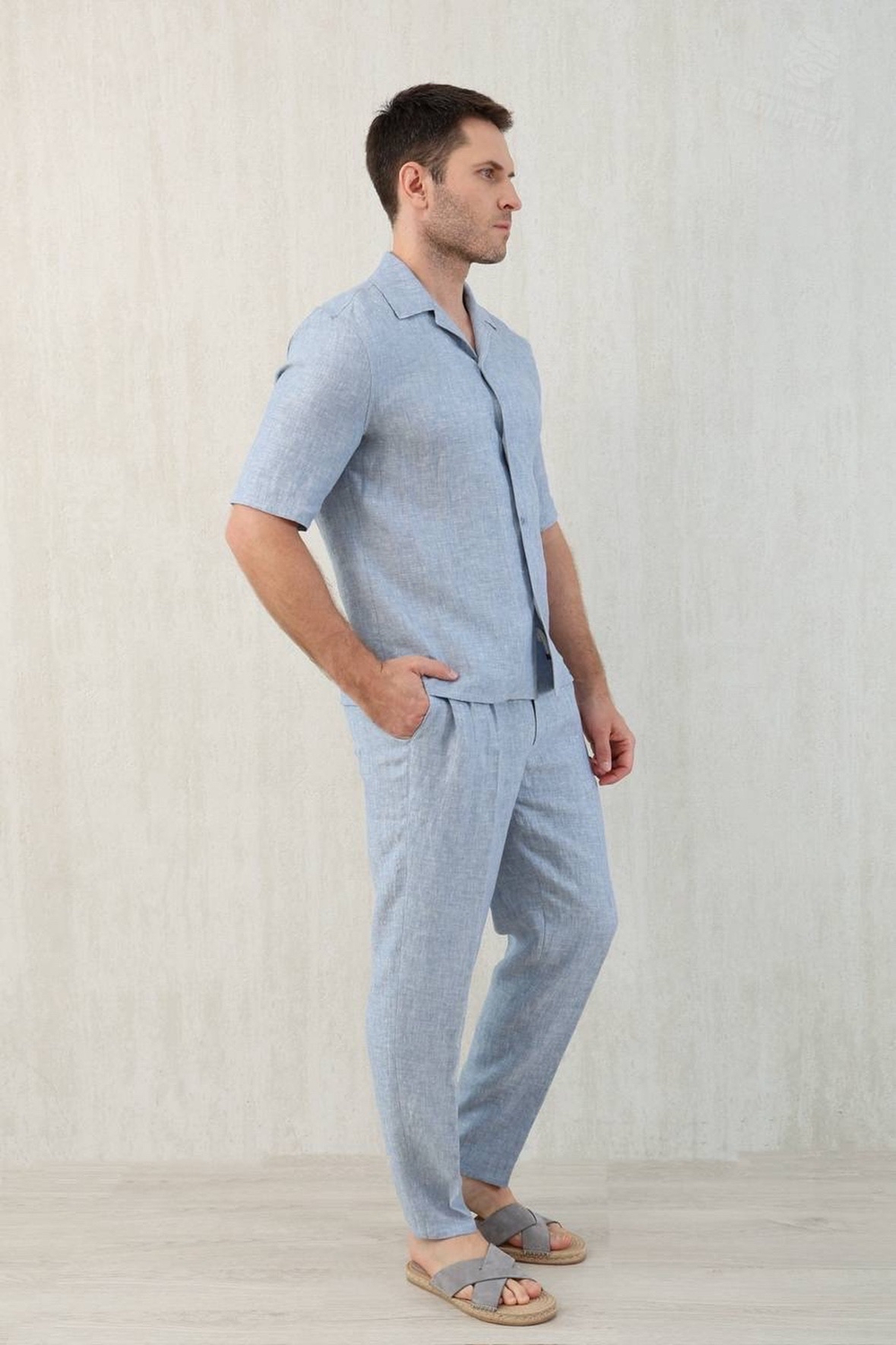 Льняной костюм Brunello Cucinelli
