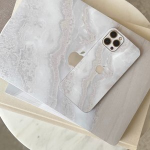 Виниловая наклейка LUNA для MacBook