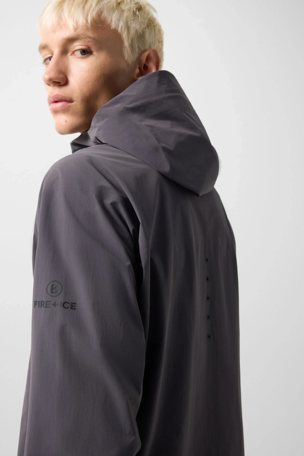 Куртка BOGNER FIRE+ICE VILMAR в цвете антрацит
