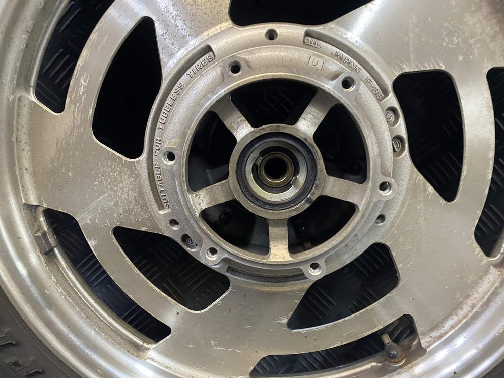Колесо переднее Yamaha V-Max 1200 ACA 056438