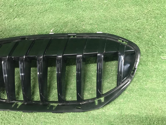 Решетка радиатора BMW 3er G20 (2018-2022)
