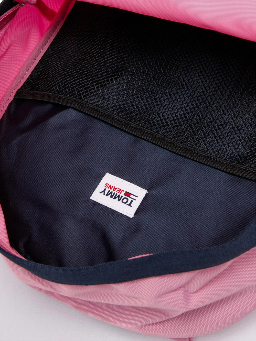 Рюкзак женский TOMMY JEANS TJW CAMPUS MED DOME BACKPACK