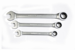Ключ комбинированный трещоточный 17мм PATRON P-75717