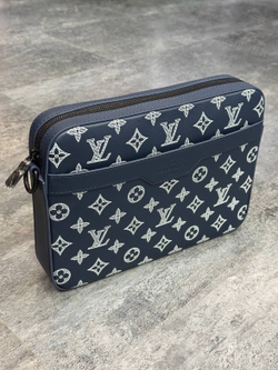 Сумка через плечо/мессенджер Louis Vuitton Trio