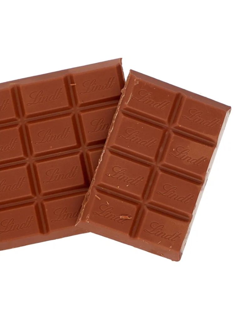 Молочный шоколад Lindt с миндалем 300 г