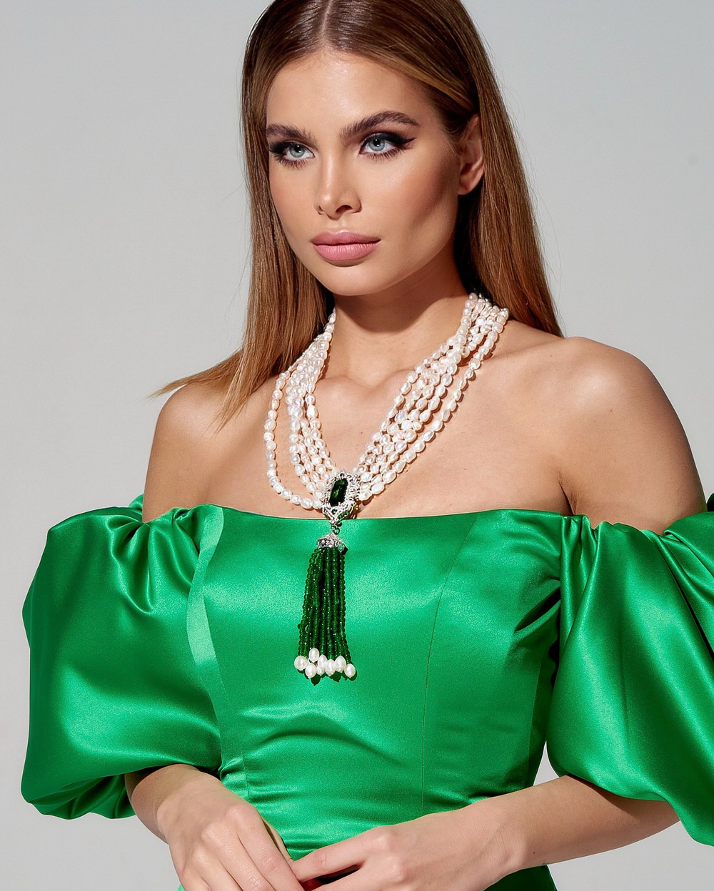 Колье «Royal Emerald»