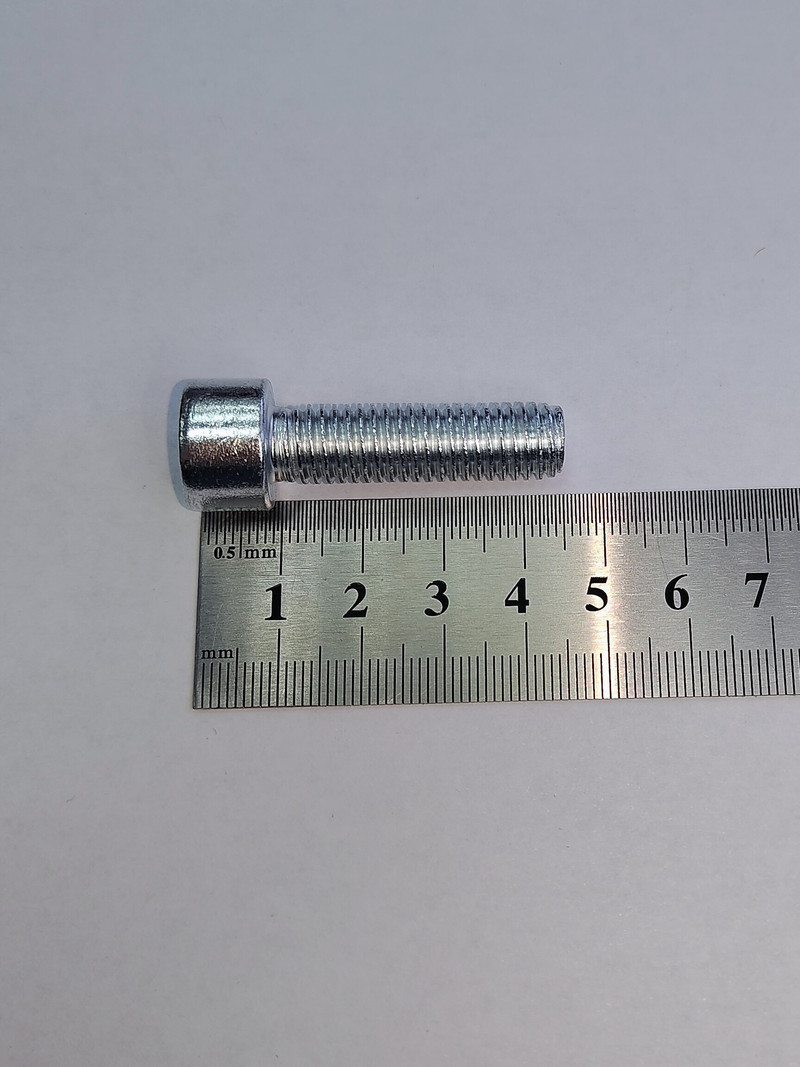 10х35 ОЦ. Винт П/Р с внут.шестигр. к.п.8.8 DIN912 (100 шт)