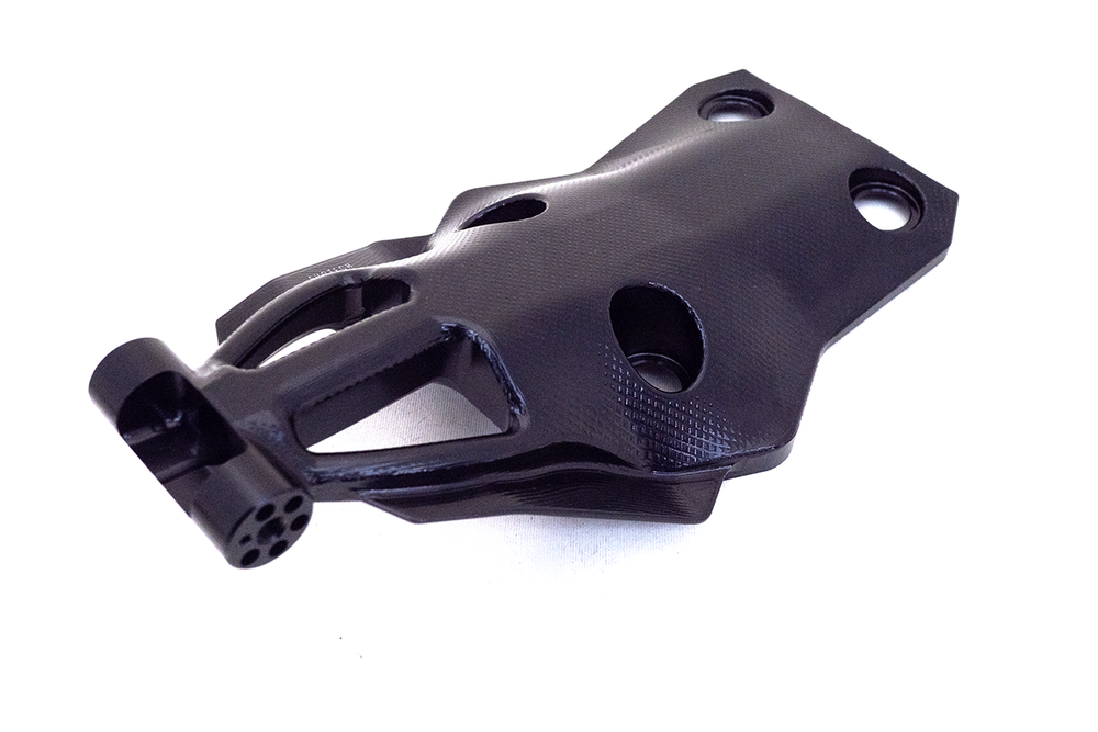 ESTR-0826 EVOTECH ITALIA ADJ. LICENSE PLATE HOLDER W/INDICATORS MOUNTS (MTS V4)
