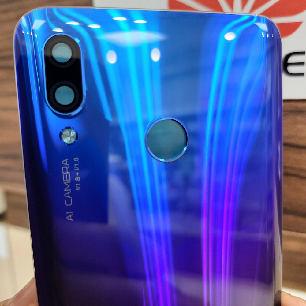 Крышка для Huawei Nova 3 (заднее стекло) "хорошее качество" цвет: сине-фиолетовый