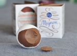 Шоколадное яйцо FAZER MIGNON из шоколадной нуги с миндалём и лесными орехами в натуральной скорлупе 52 г (из Финляндии)