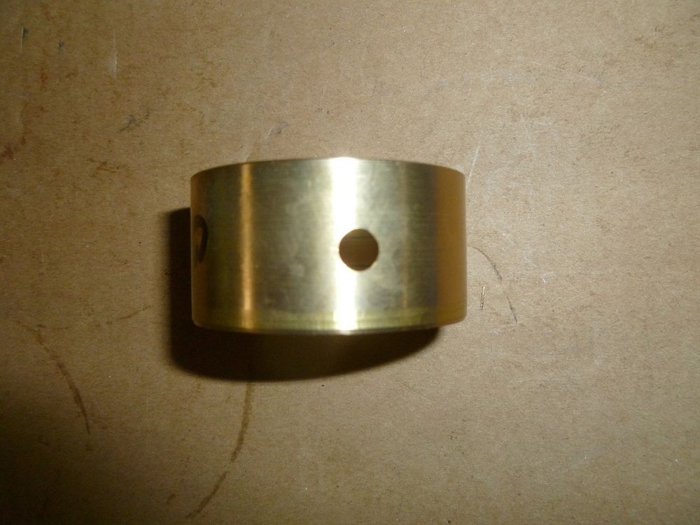 Втулка промежуточной шестерни TDQ 25 4L/Bushing of timing idler gear