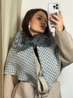 Косынка с мехом серый