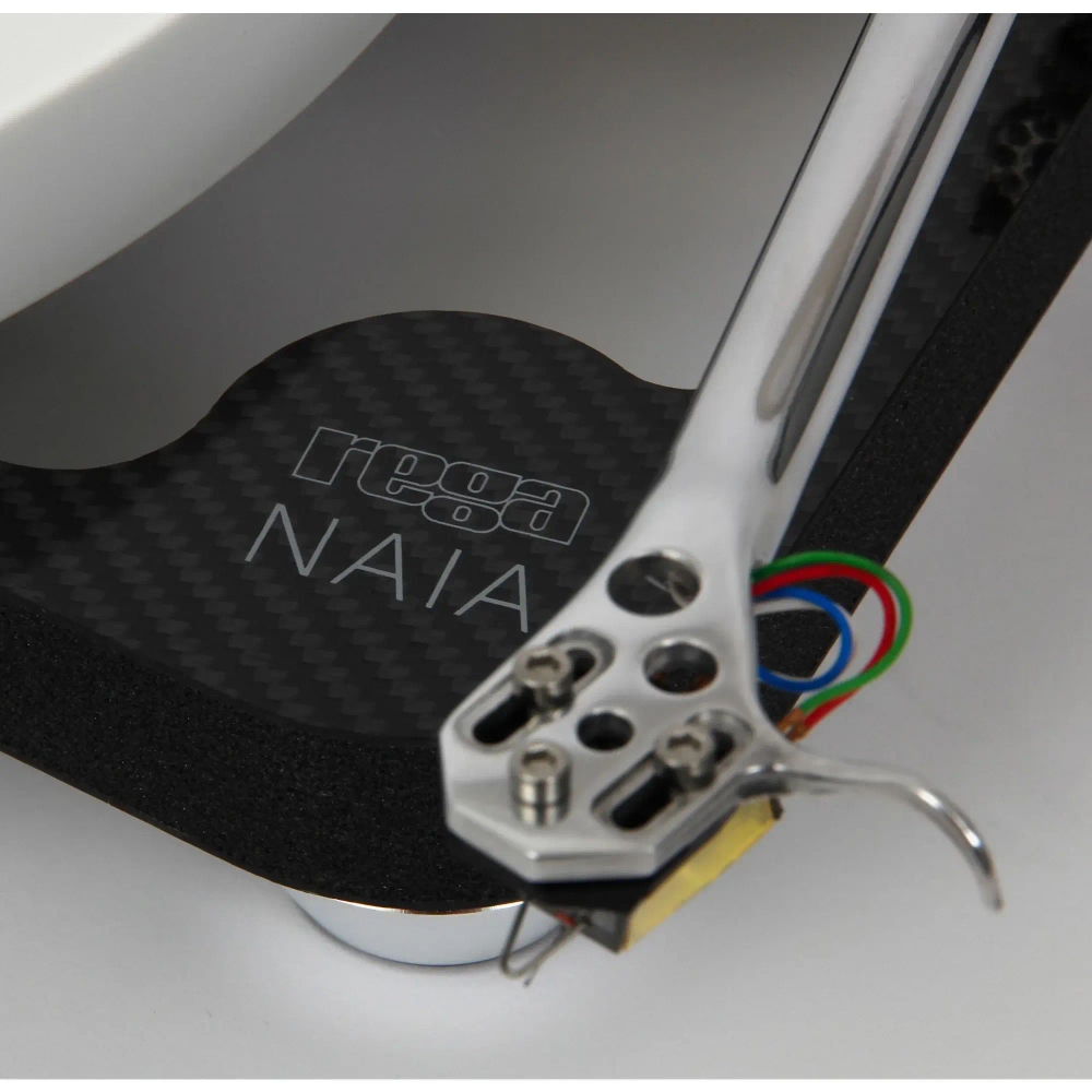 REGA NAIA (APHELION 2) BLACK ПРОИГРЫВАТЕЛЬ ВИНИЛОВЫХ ПЛАСТИНОК
