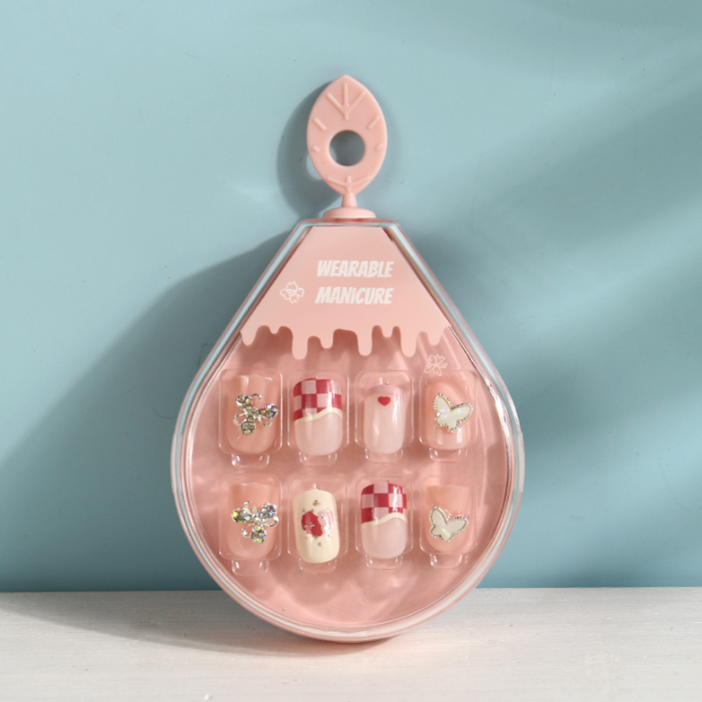 Накладные ногти с дизайном "Pink Caramel" Накладные ногти с дизайном "Pink Caramel"