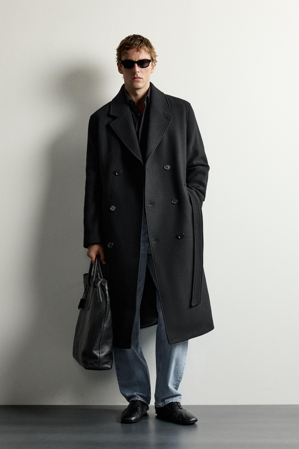 ДВУБОРТНОЕ ПАЛЬТО ИЗ ШЕРСТИ С ПОЯСОМ — ZARA