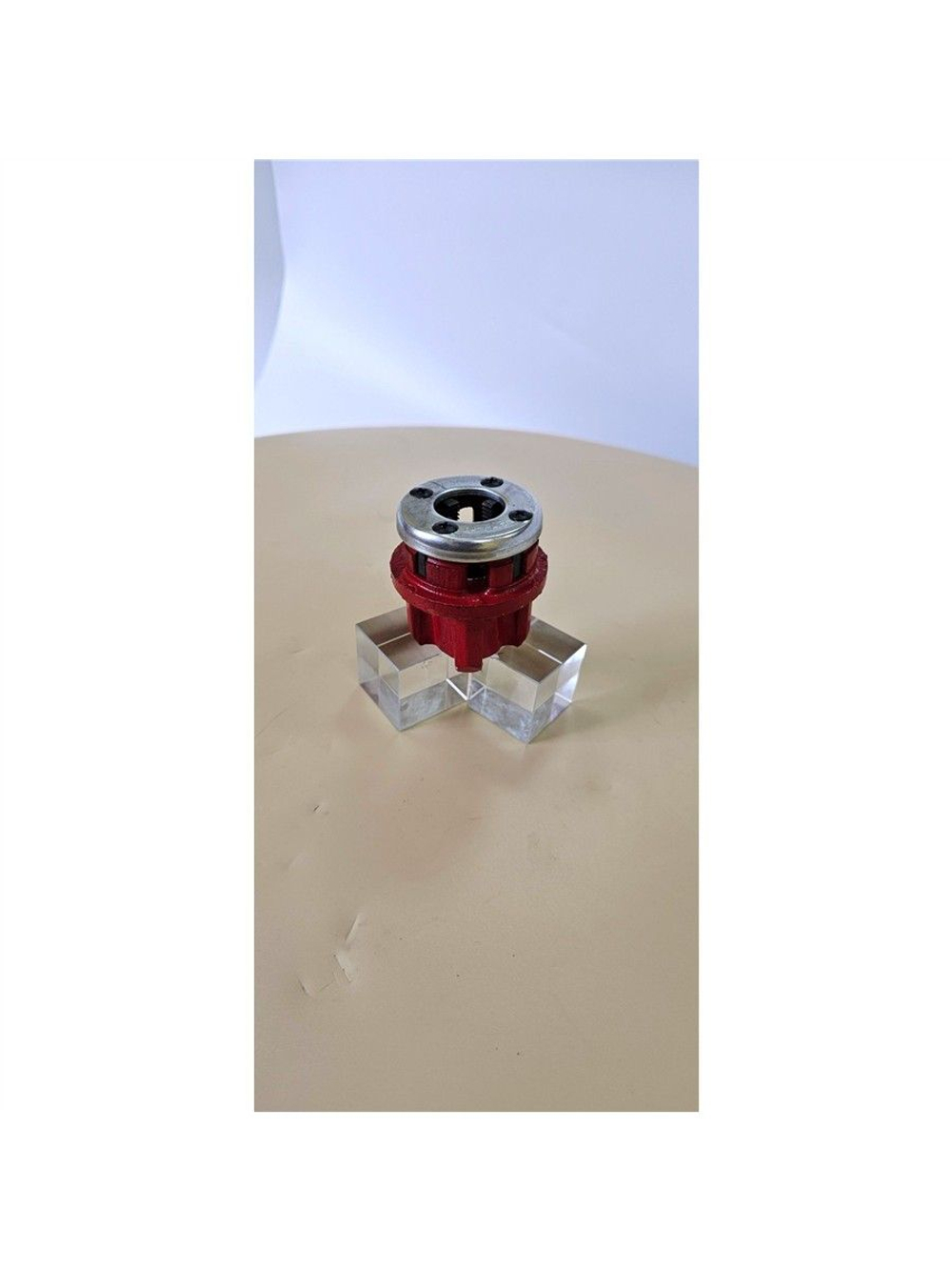 Клуппы трубные набор 7 клуппов трубных 3/8"-2" BSPT с трещоткой