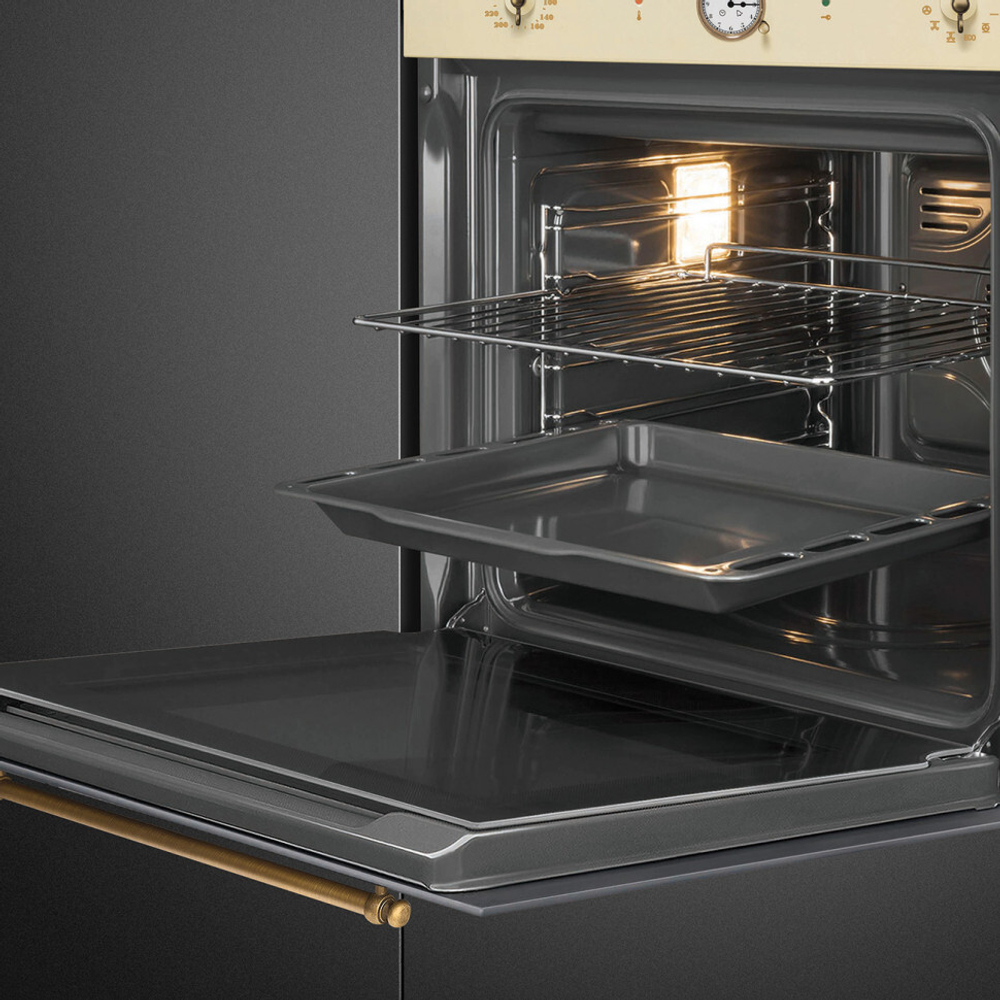 Встраиваемый электрический духовой шкаф Smeg SFP68C1TPO