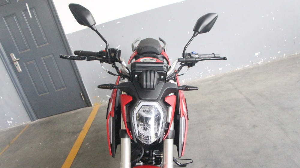 Мотоцикл Loncin CR4 II