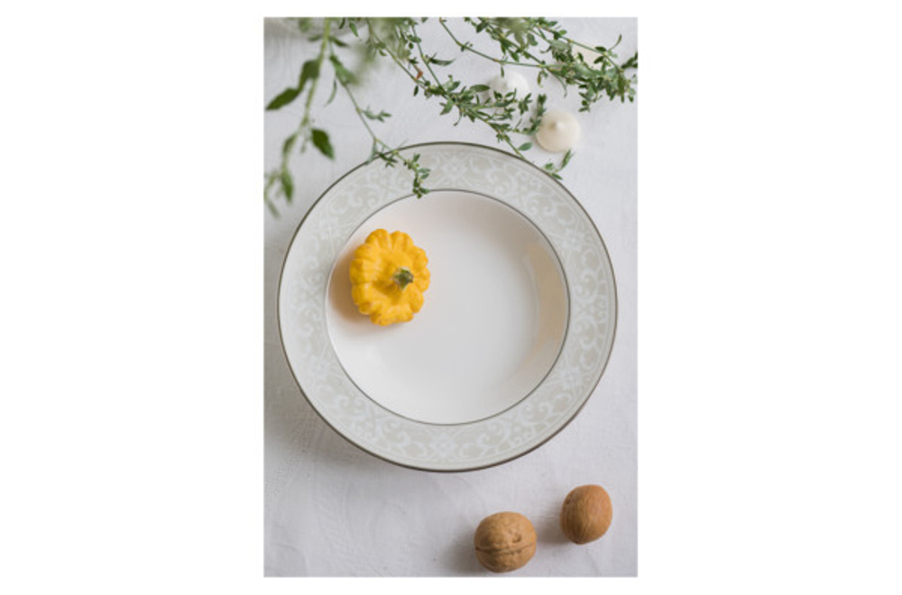 Тарелка суповая 21см Noritake Монтвейл платиновая