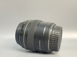 Canon EF 85mm 1.8 USM