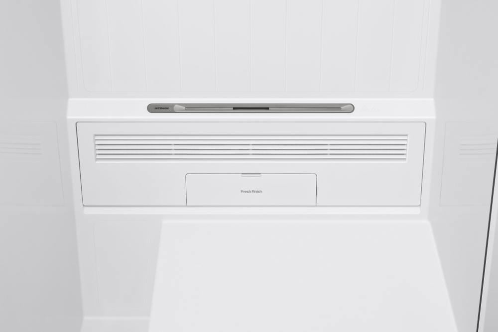 Паровой шкаф Samsung для ухода за одеждой DF24CB9900CRLP зеркальный