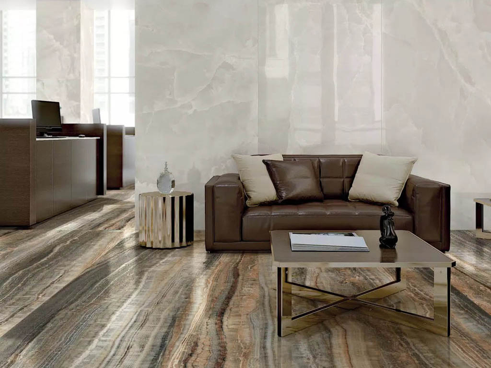 ECCENTRIC LUXE