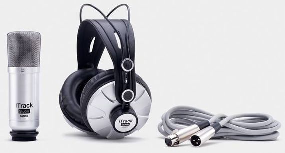 FOCUSRITE iTrack Studio (Lightning) студийный комплект