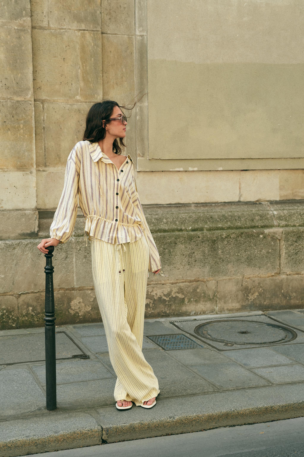 ЛЬНЯНАЯ КУРТКА В ПОЛОСКУ — ZARA