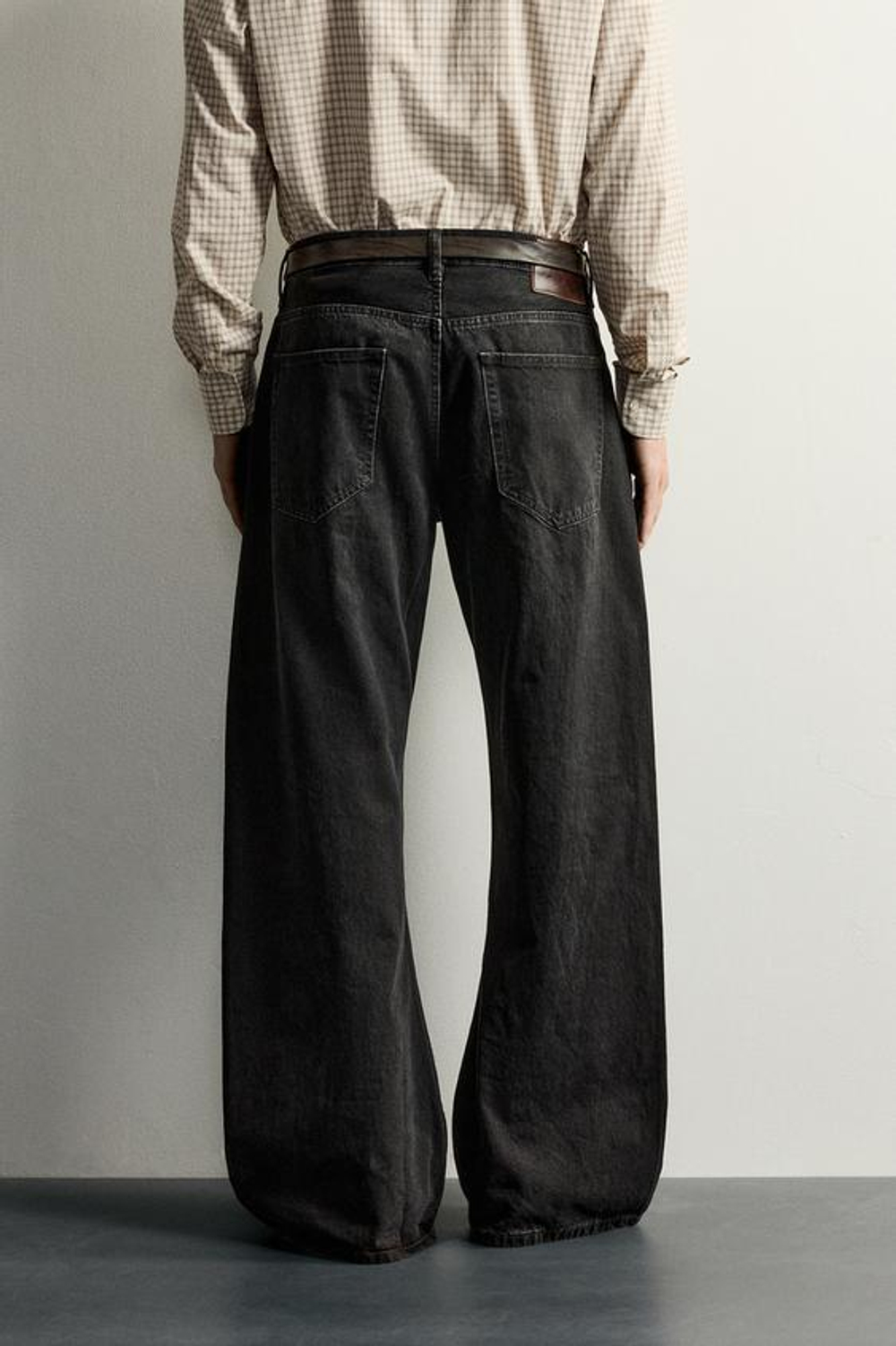 ZARA ДЖИНСЫ BARREL FLARE FIT, ЧЕРНЫЙ