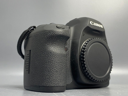 Canon EOS 5D Mark II 9.000 кадров