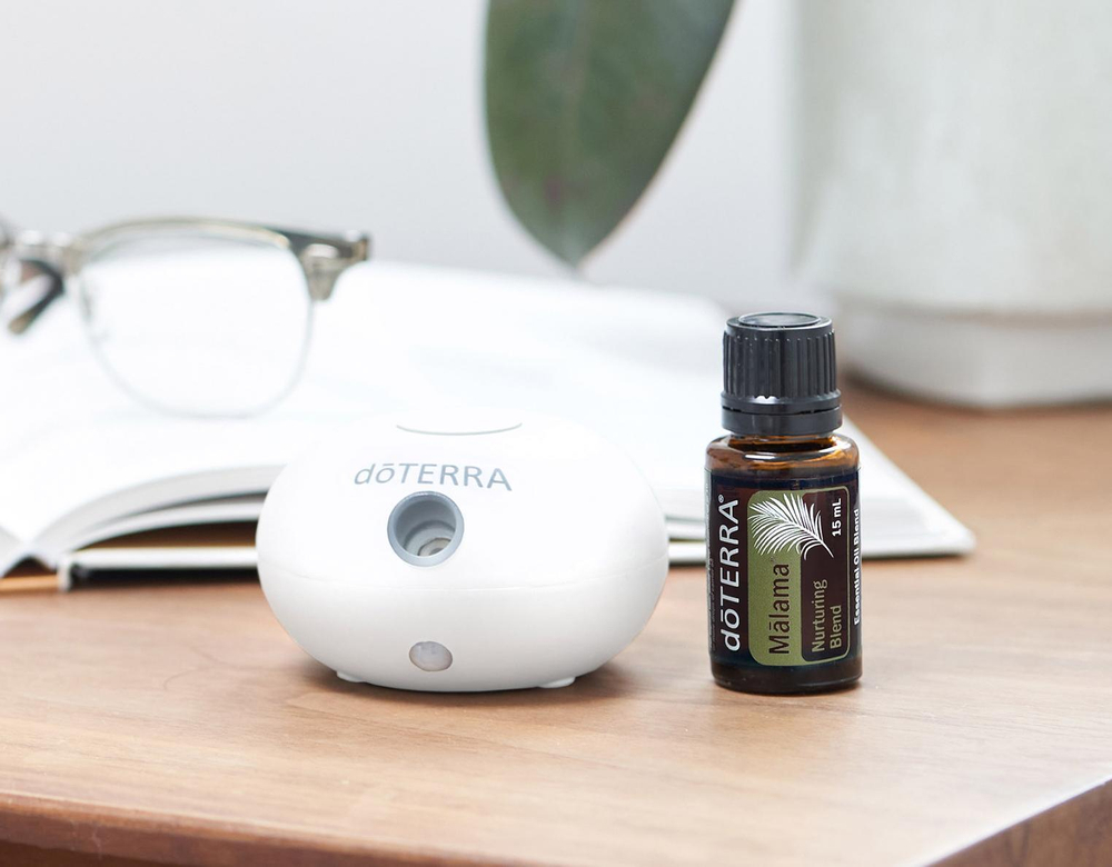 Набор dōTERRA портативный диффузор Bubble с датчиком движения и смесь Малама, 15 мл