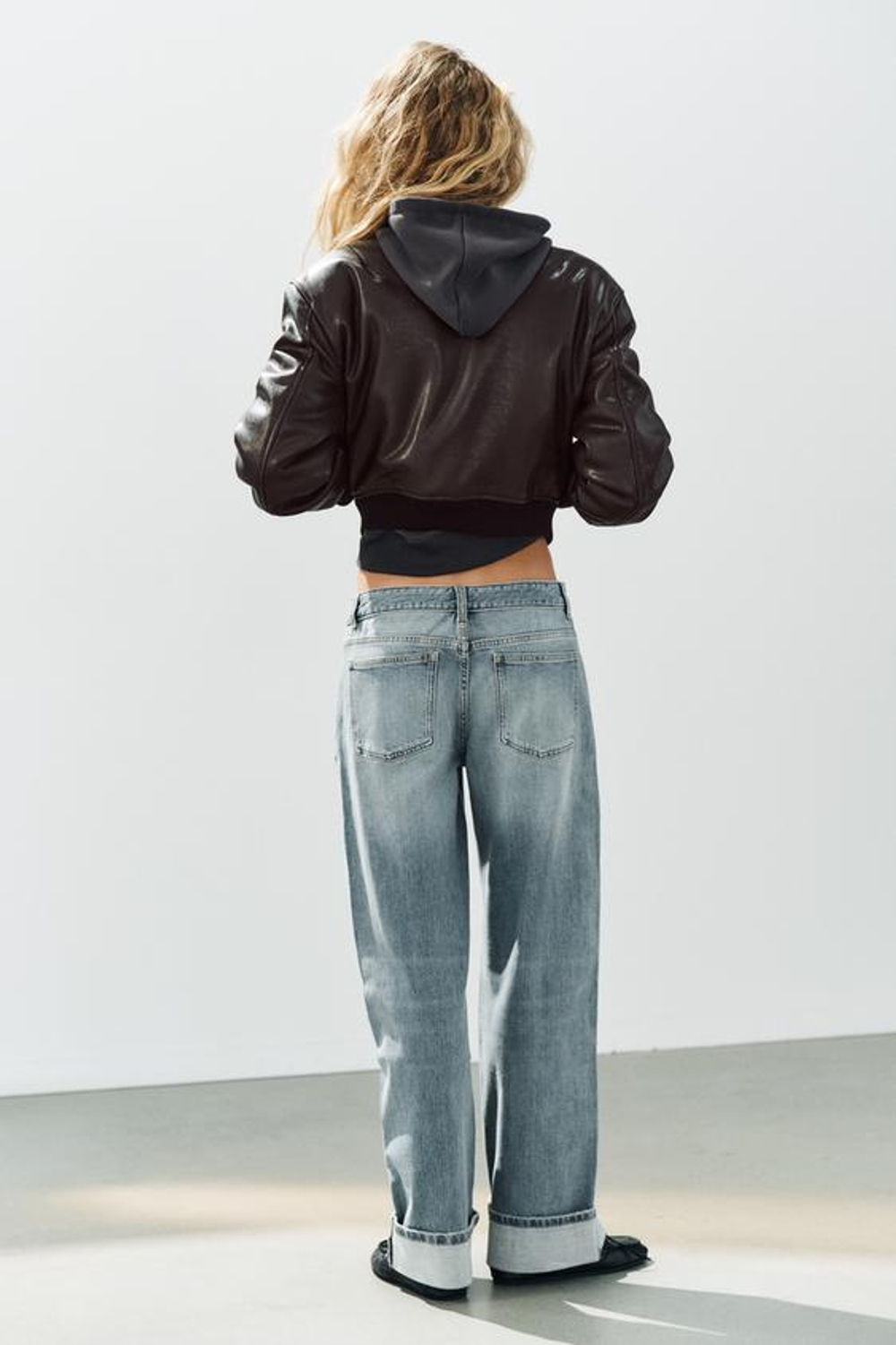 ZARA БОМБЕР ИЗ ИСКУССТВЕННОЙ КОЖИ, КОРИЧНЕВЫЙ
