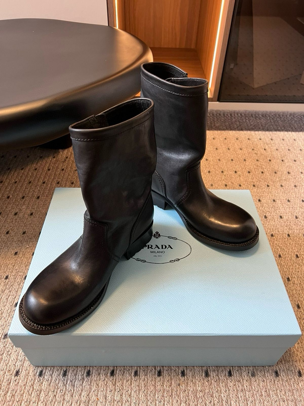 Ботинки Prada