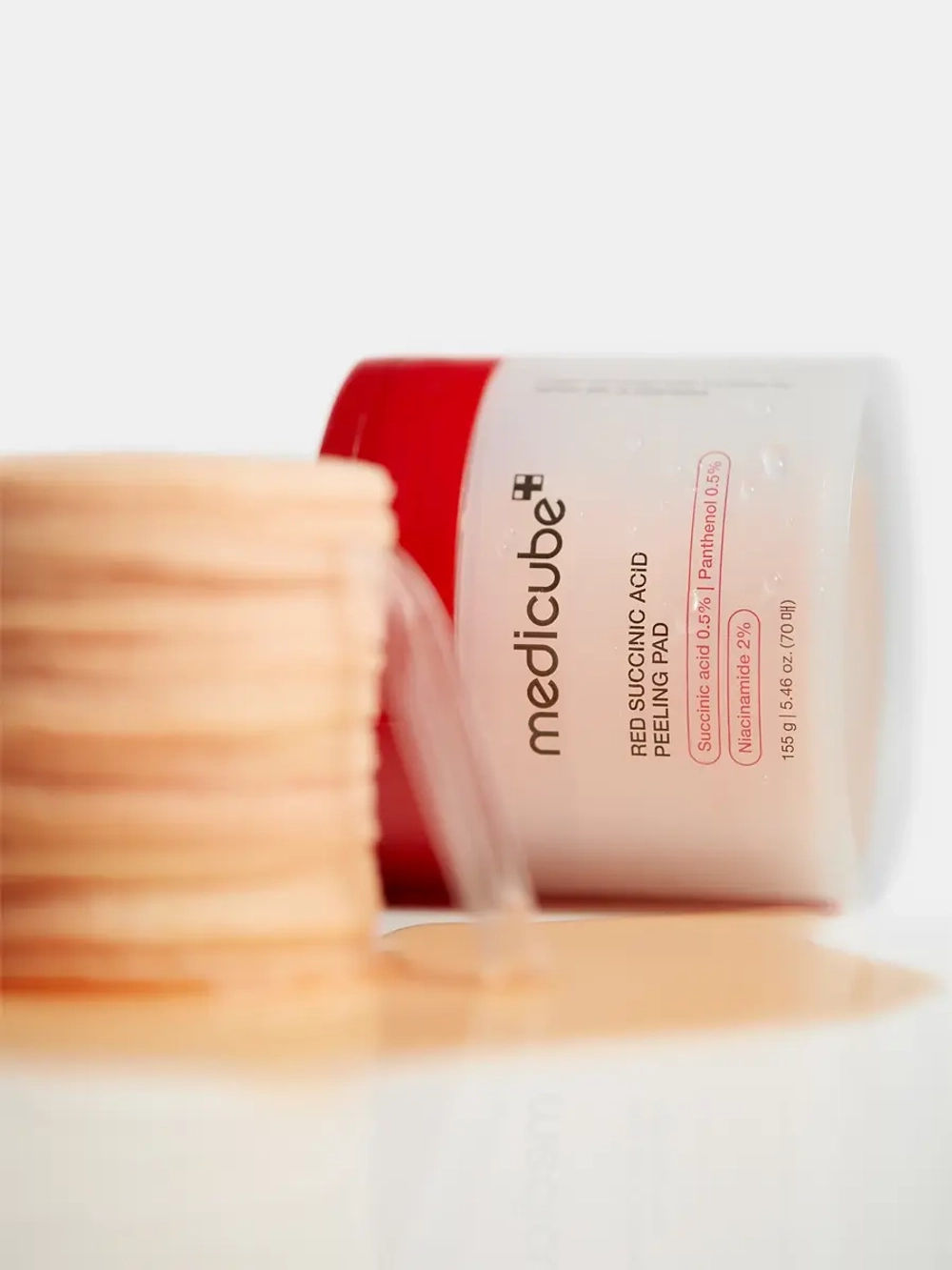 Medicube Отшелушивающие пэды с янтарной кислотой против пигментации Red Succinic Acid Peeling Pad 70 шт