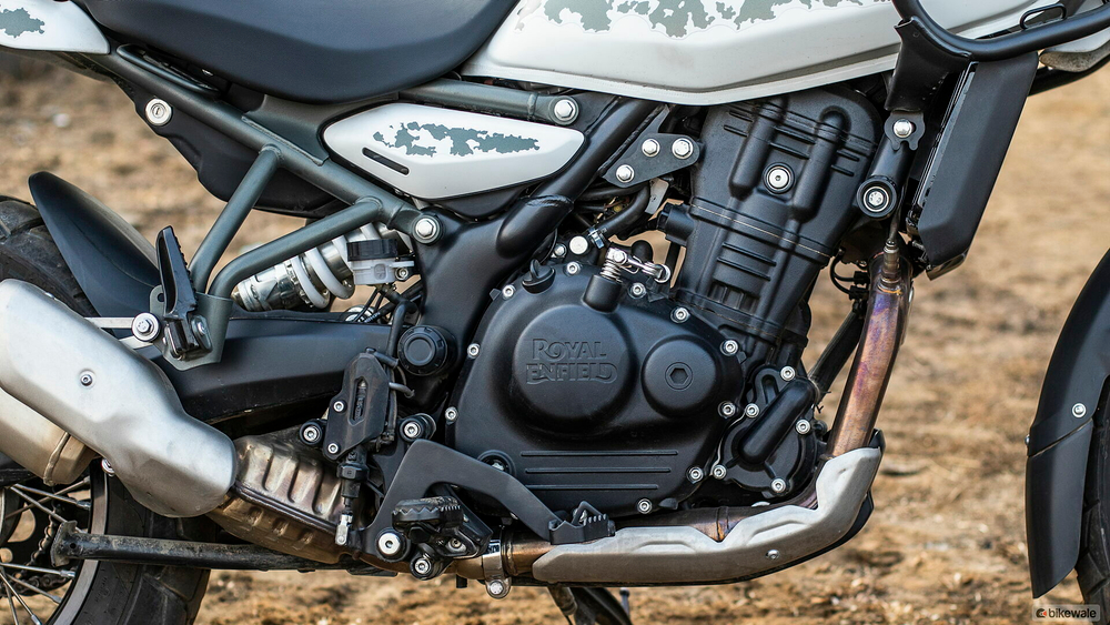 Royal Enfield Himalayan 450 Kamet White (Premium) (бескамерные шины)
