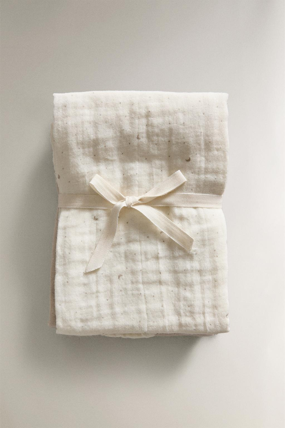 ZARA HOME НАБОР МУСЛИНОВЫХ ПЕЛЕНОК, ЦВЕТ СЛОНОВОЙ КОСТИ