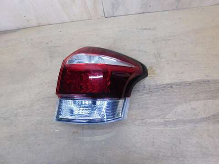 стоп правый Toyota Corolla Fielder NZE161 164 NKE165 13-106